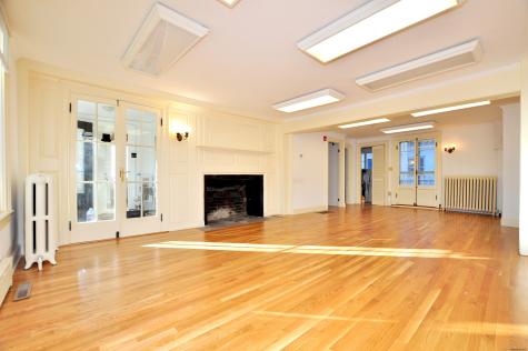 82 West Street Litchfield CT 06759