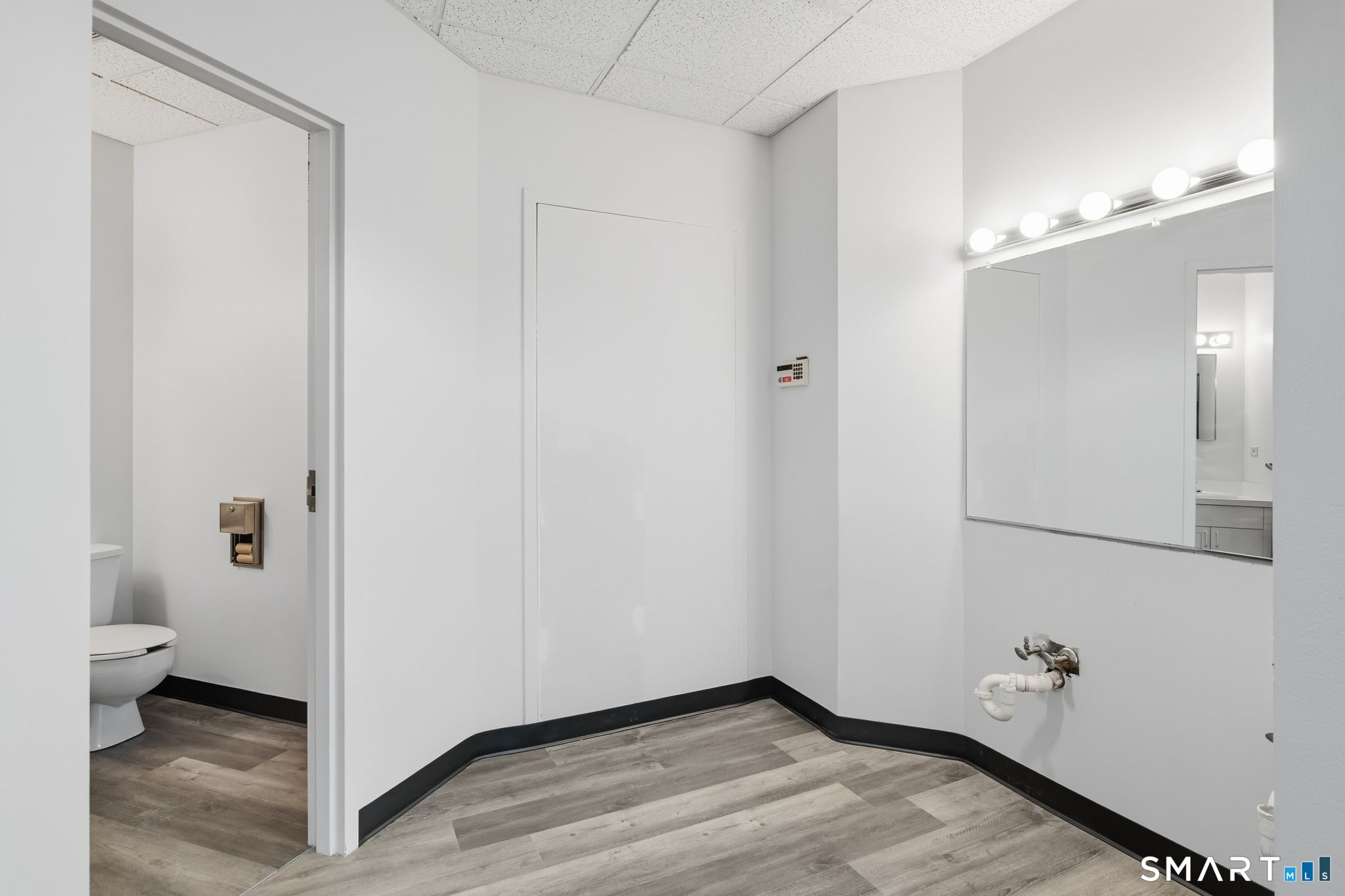 3 Northwestern Drive Bloomfield CT 06002