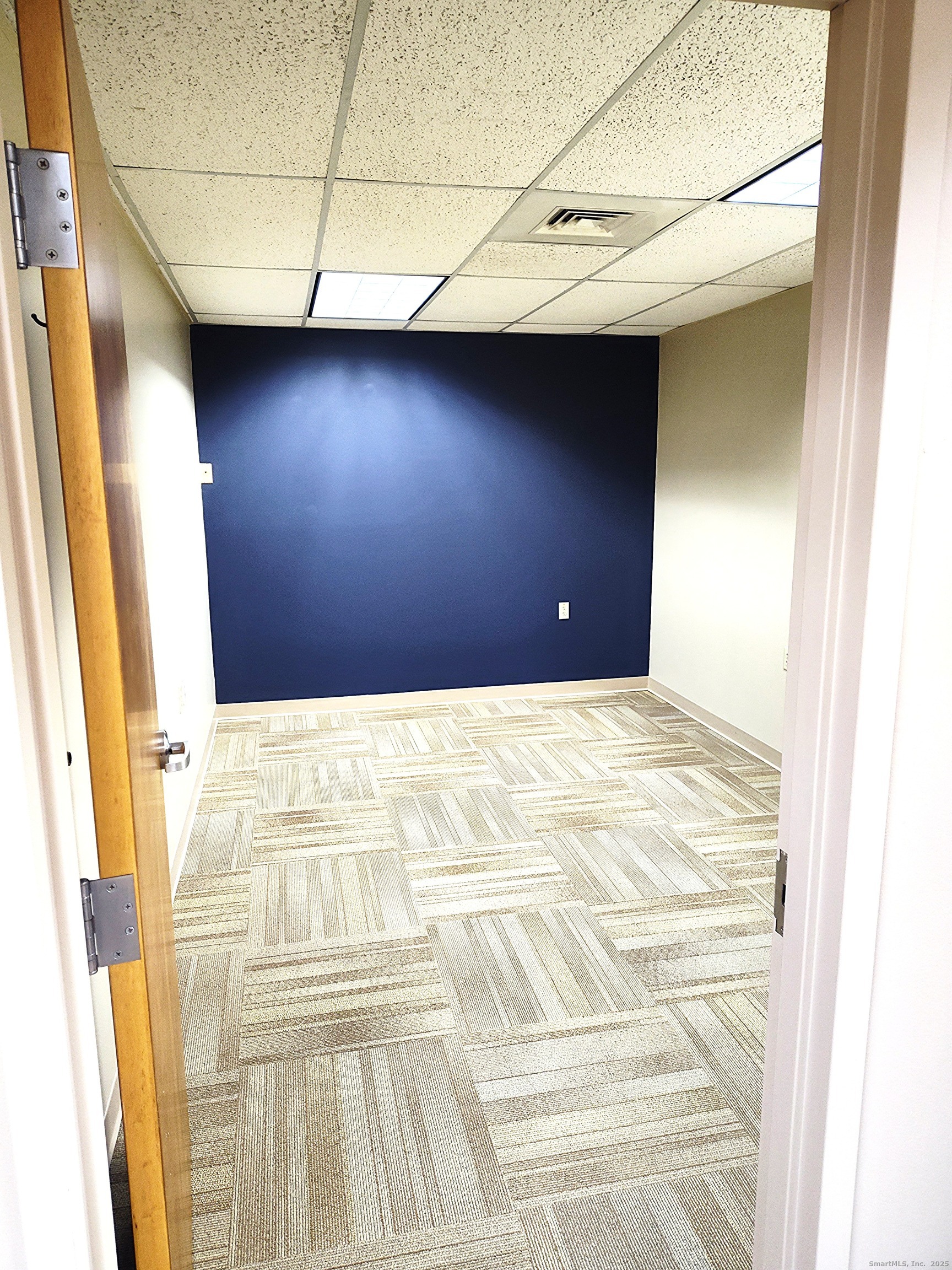 613 New Britain Avenue Farmington CT 06032