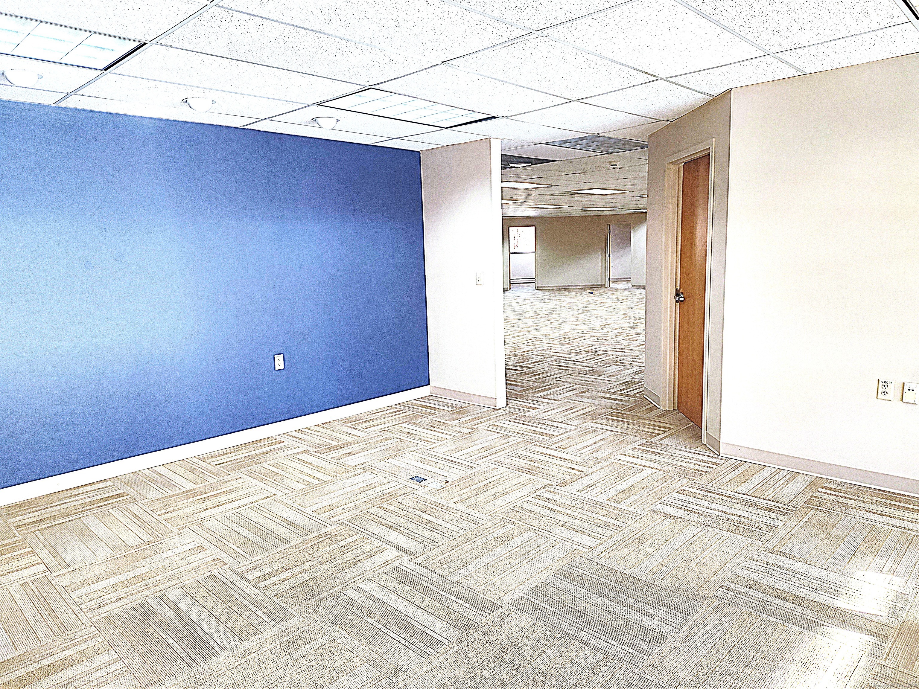 613 New Britain Avenue Farmington CT 06032