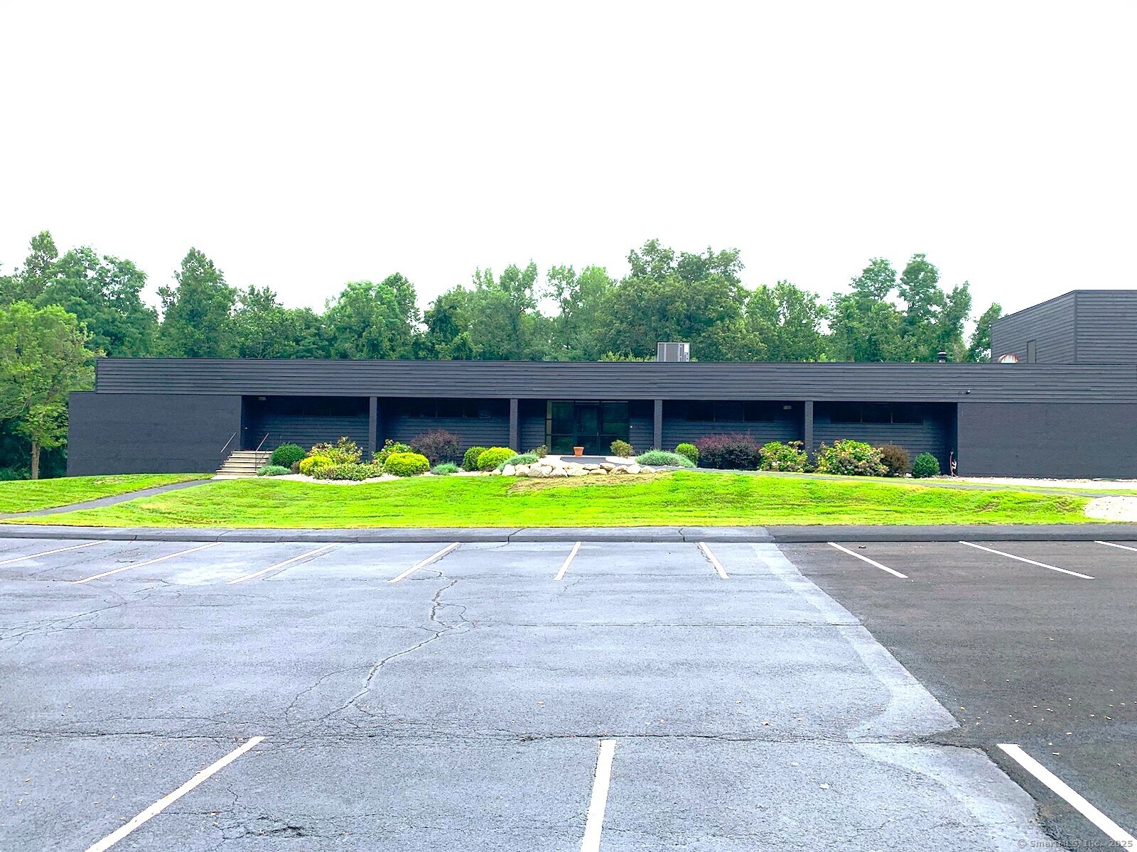 613 New Britain Avenue Farmington CT 06032