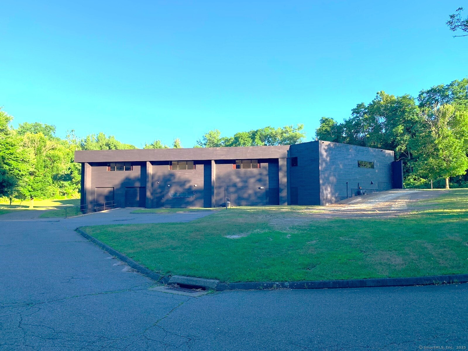 613 New Britain Avenue Farmington CT 06032