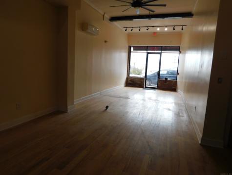 153 Bank Street New London CT 06320