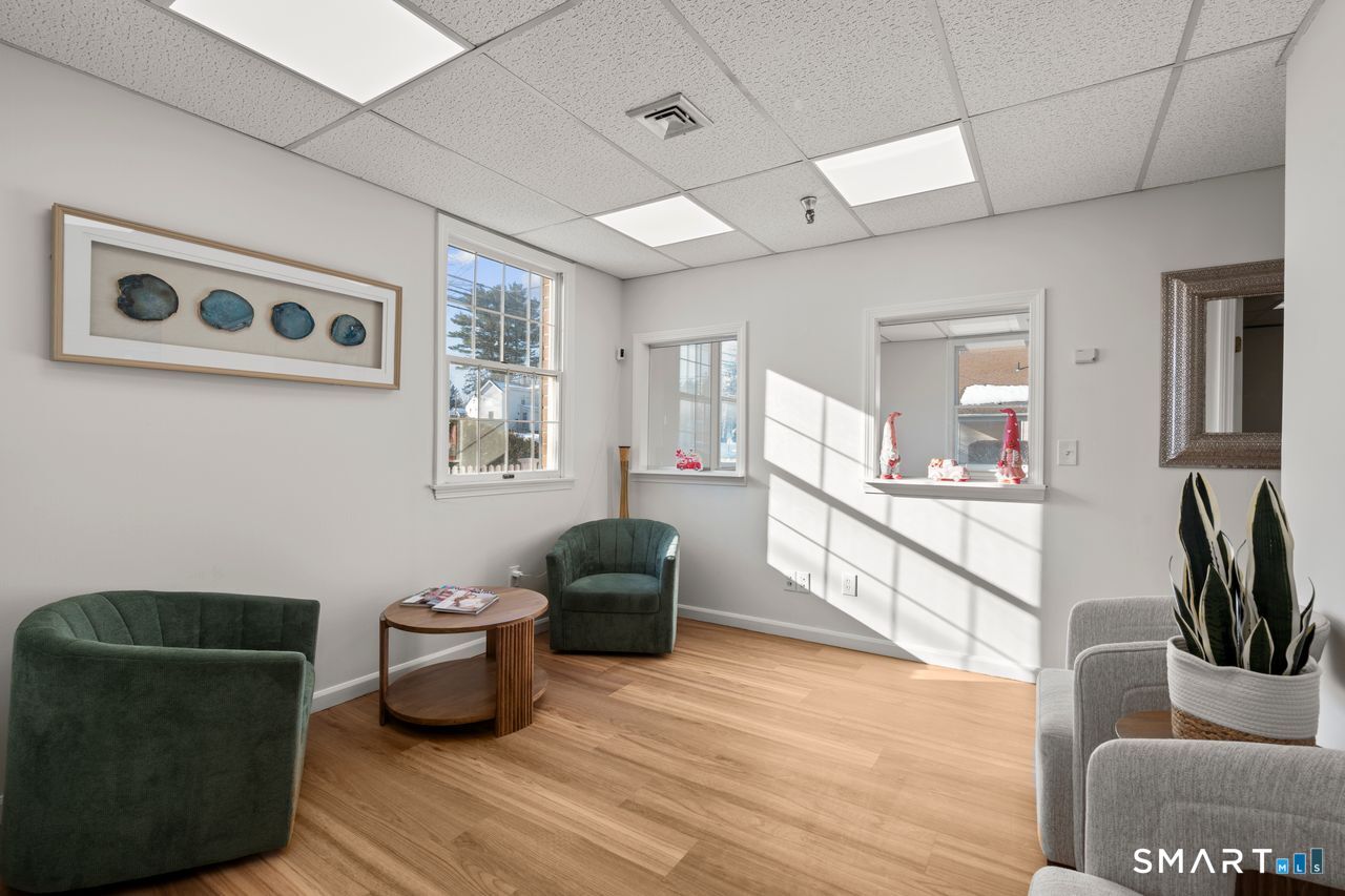 350 Silas Deane Highway Wethersfield CT 06109