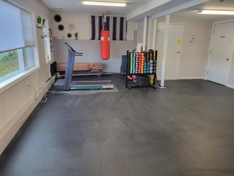 366 Federal Road Brookfield CT 06804