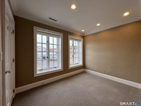 21 South Avenue New Canaan CT 06840