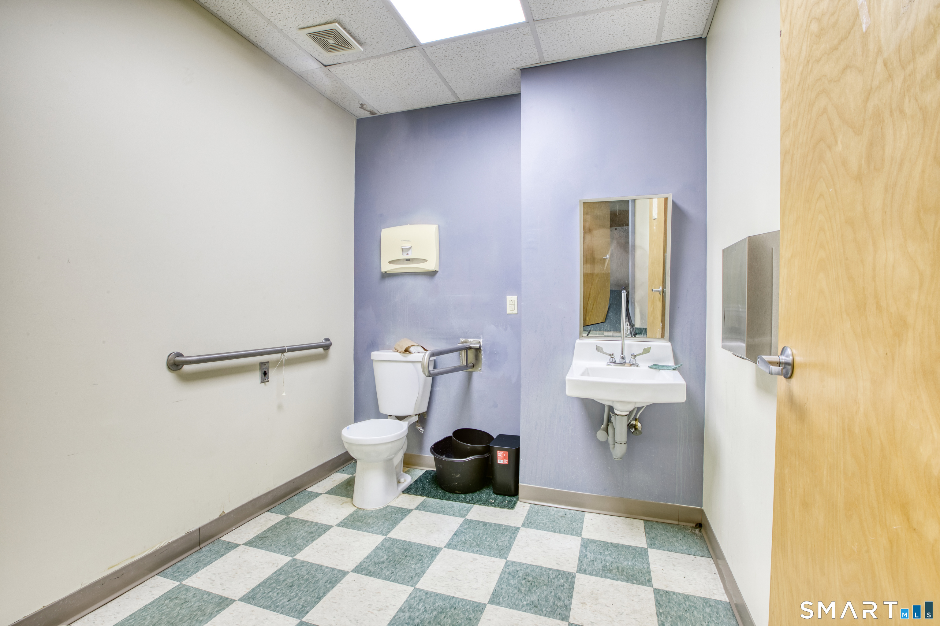 1229 Albany Avenue Hartford CT 06112
