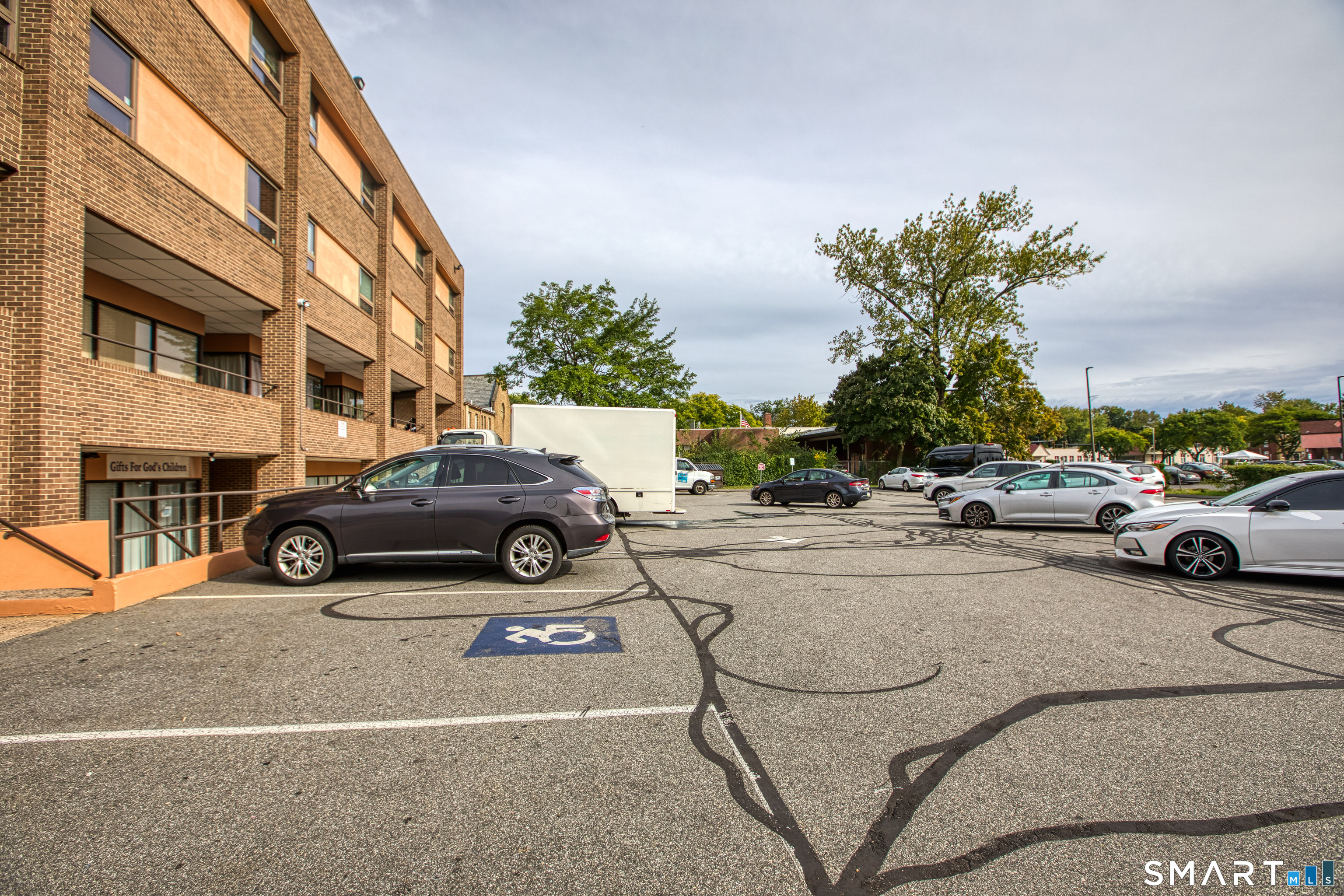 1229 Albany Avenue Hartford CT 06112
