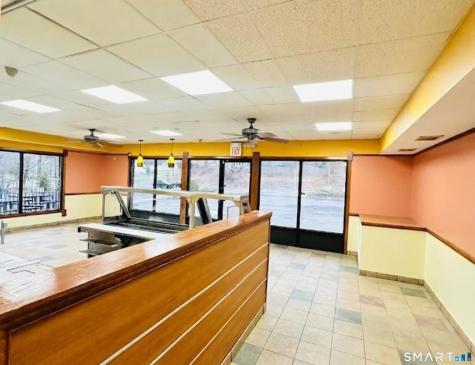 325 Chamberlain Highway Meriden CT 06451
