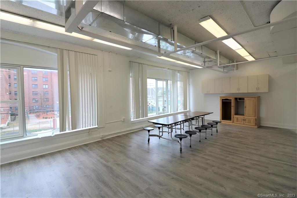 1020 Fairfield Avenue Bridgeport CT 06605