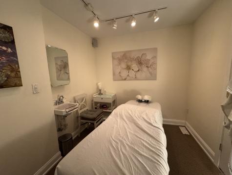 183 Montowese Street Branford CT 06405