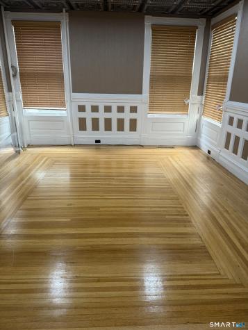 21 Holmes Avenue Waterbury CT 06710