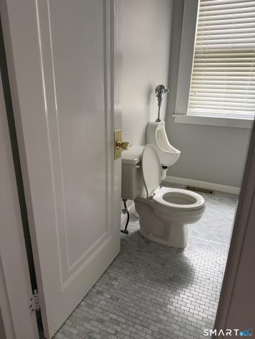 21 Holmes Avenue Waterbury CT 06710