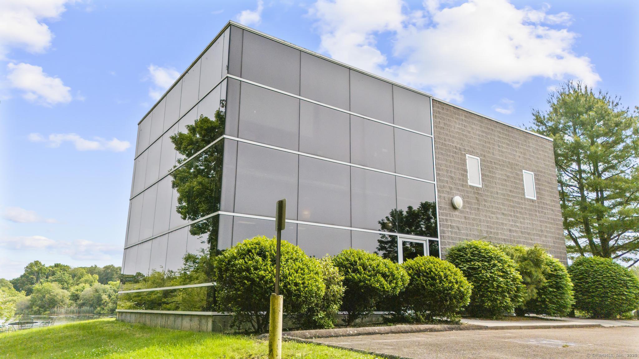 75 Carter Drive Guilford CT 06437