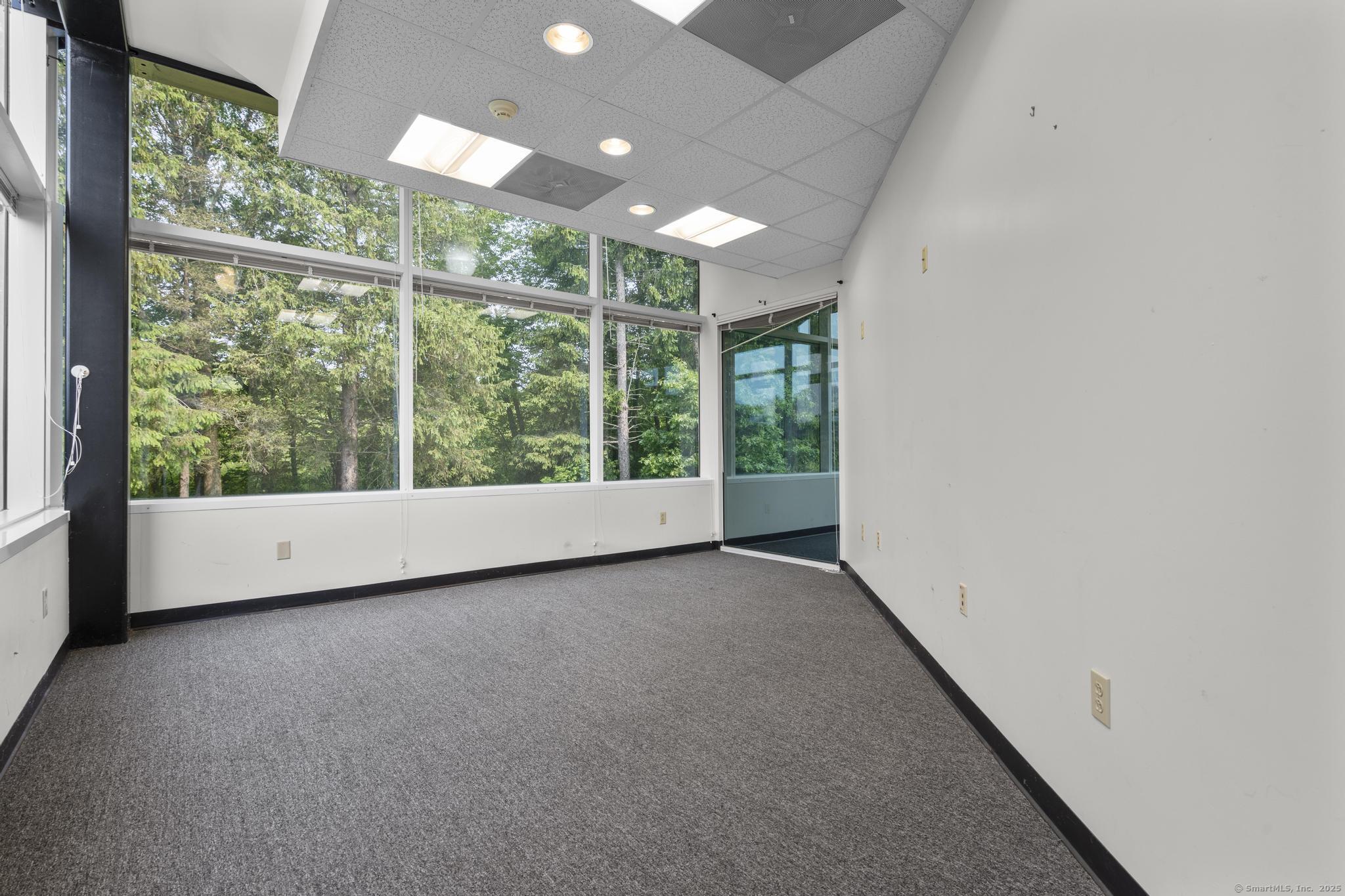 75 Carter Drive Guilford CT 06437