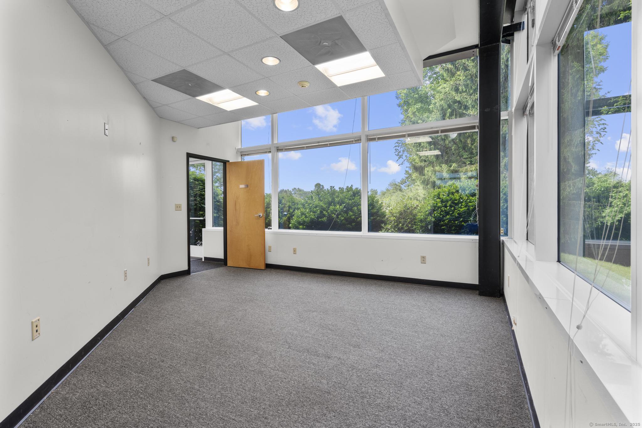 75 Carter Drive Guilford CT 06437