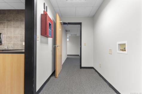 75 Carter Drive Guilford CT 06437