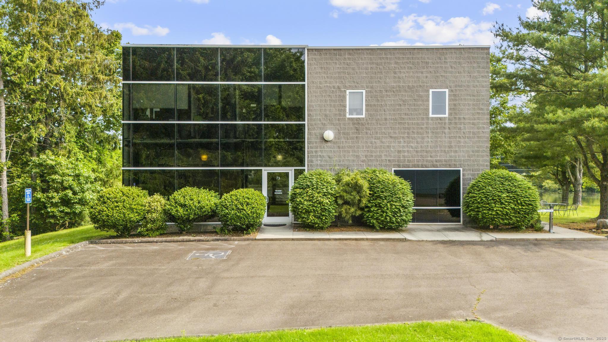 75 Carter Drive Guilford CT 06437