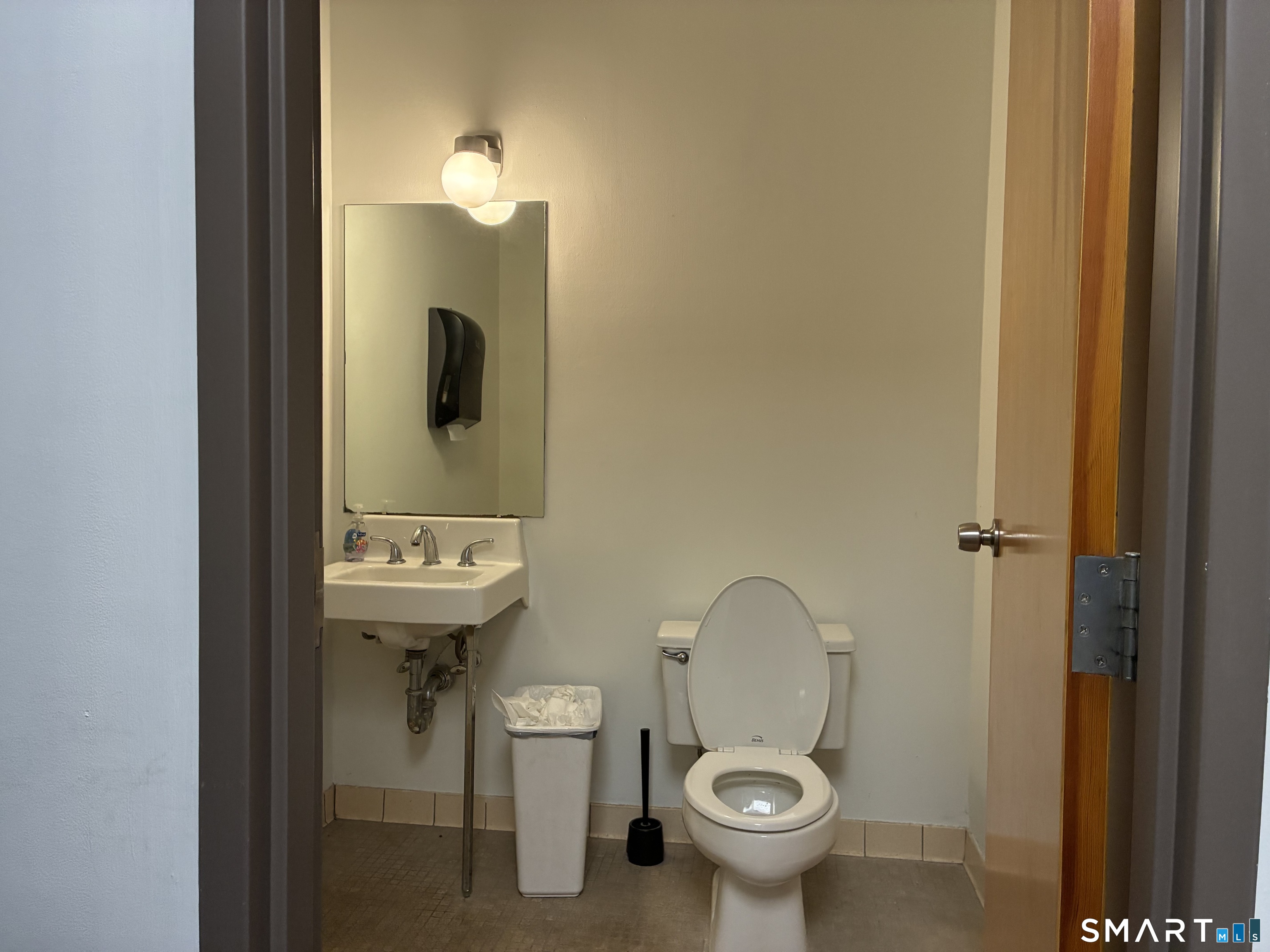 25 Lindeman Drive Trumbull CT 06611