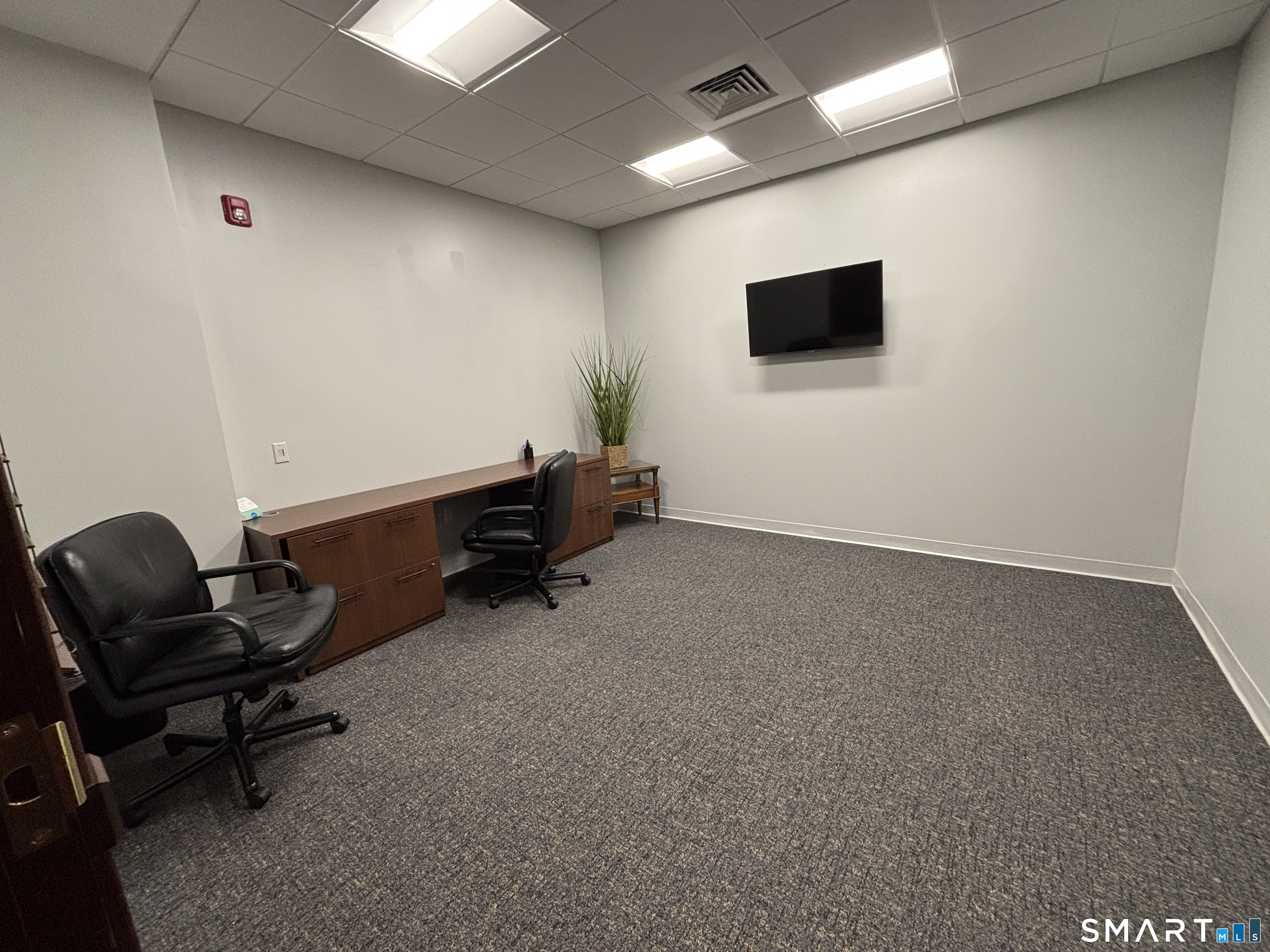 92 Eugene O'neill Drive New London CT 06320