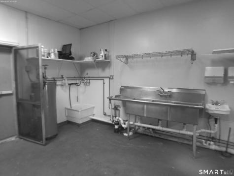 15 East Main Street Clinton CT 06413