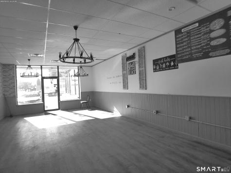 15 East Main Street Clinton CT 06413