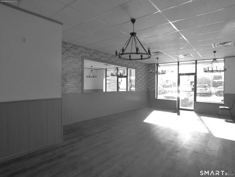 15 East Main Street Clinton CT 06413