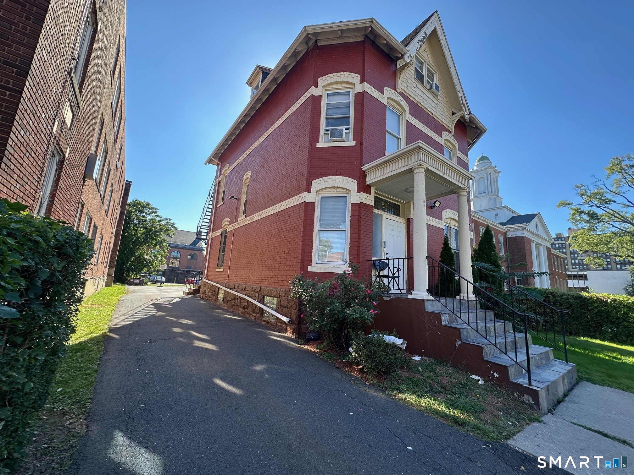 915 Asylum Avenue Hartford CT 06105