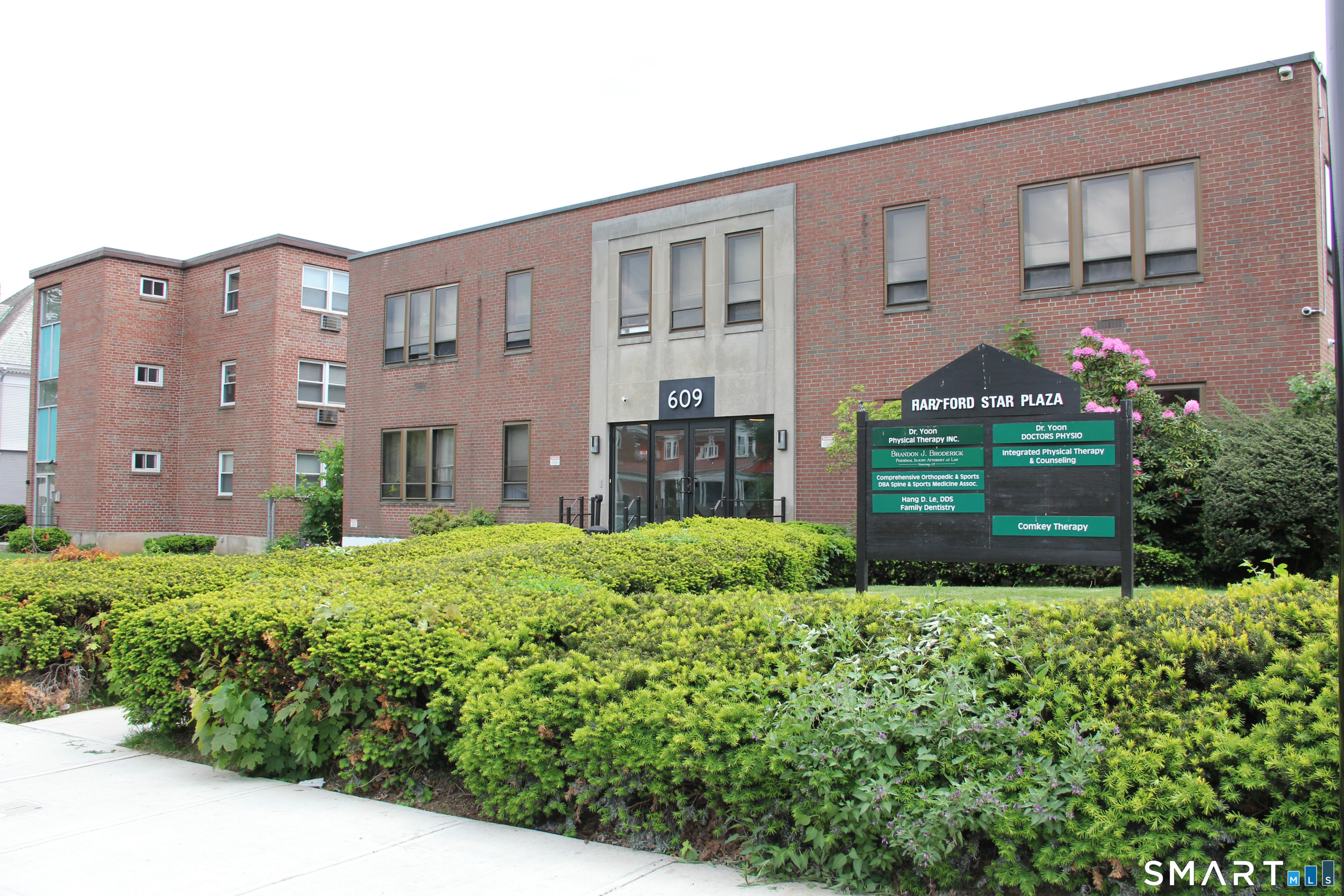 609 Farmington Avenue Hartford CT 06105