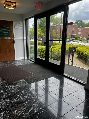 609 Farmington Avenue Hartford CT 06105