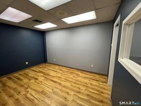 170 Flanders Road East Lyme CT 06357