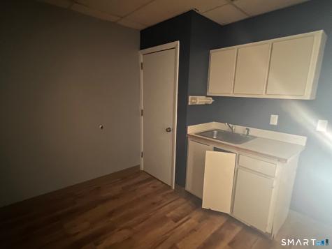 170 Flanders Road East Lyme CT 06357