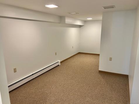46 West Avon Road Avon CT 06001