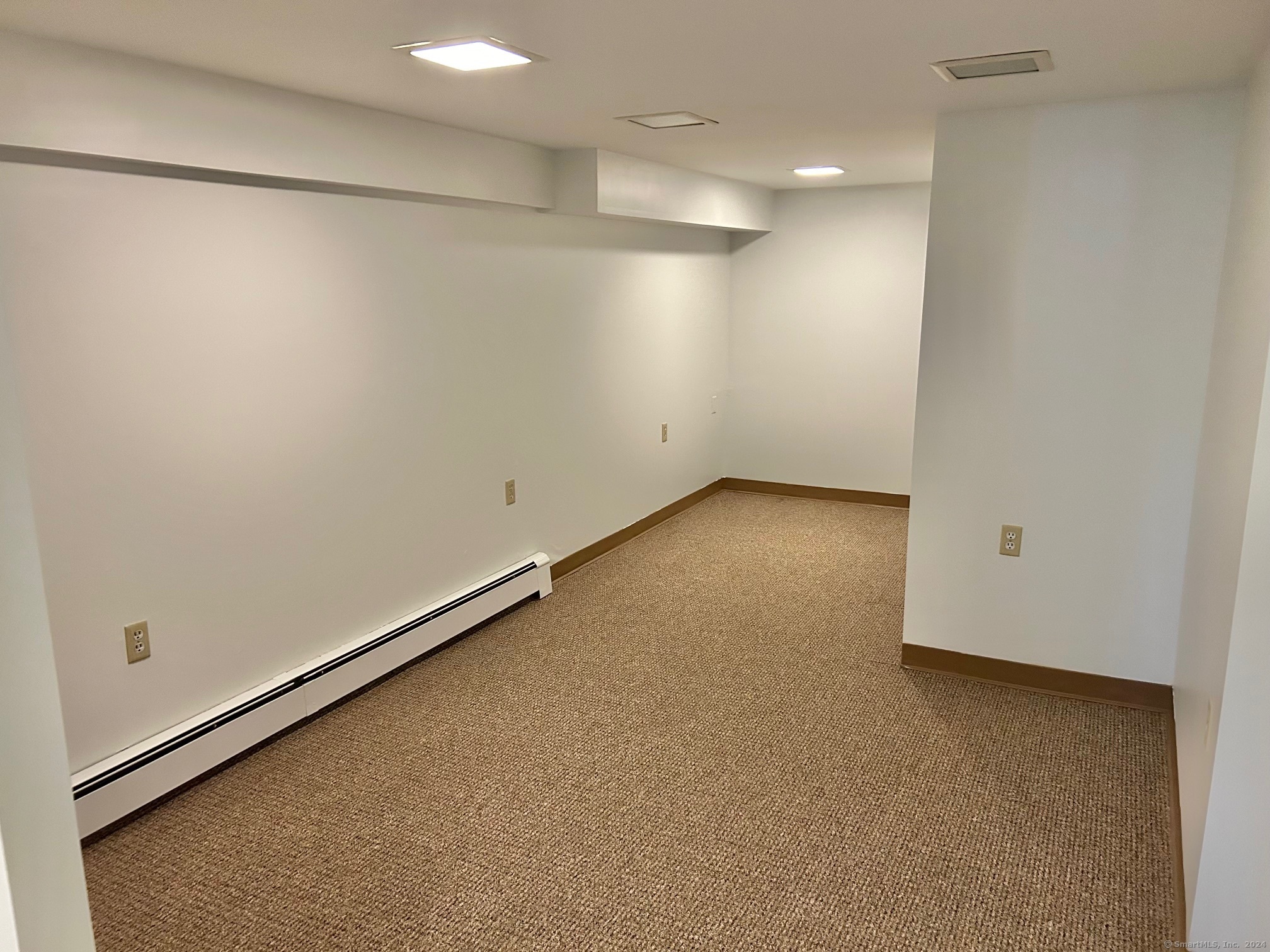 46 West Avon Road Avon CT 06001
