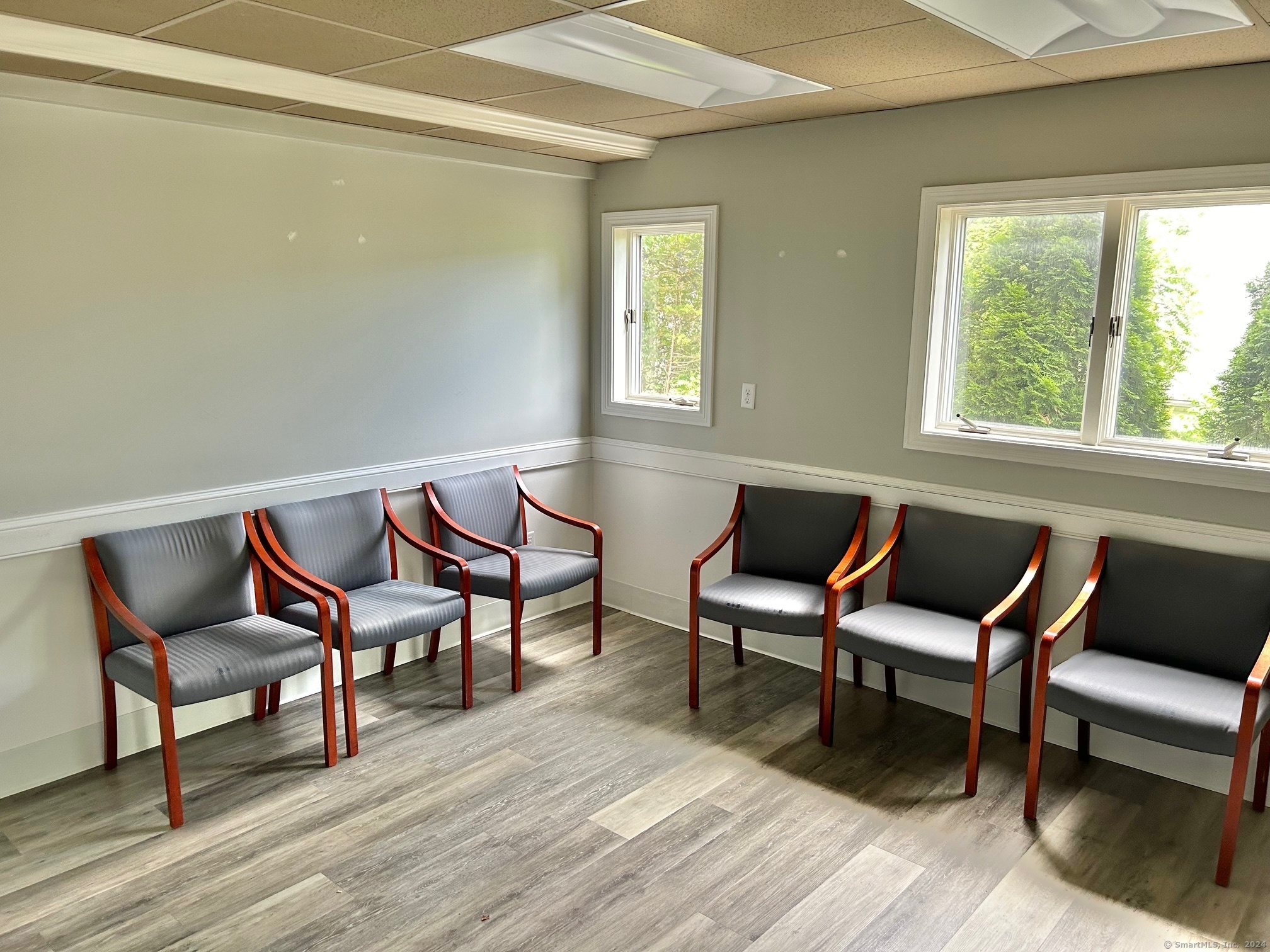 46 West Avon Road Avon CT 06001