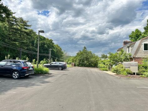 46 West Avon Road Avon CT 06001