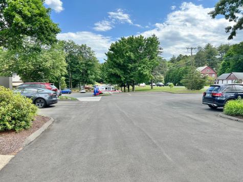 46 West Avon Road Avon CT 06001