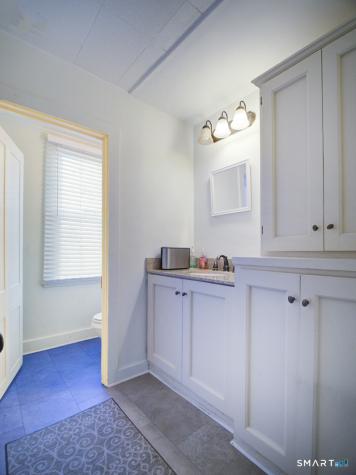 707 Main Street Branford CT 06405
