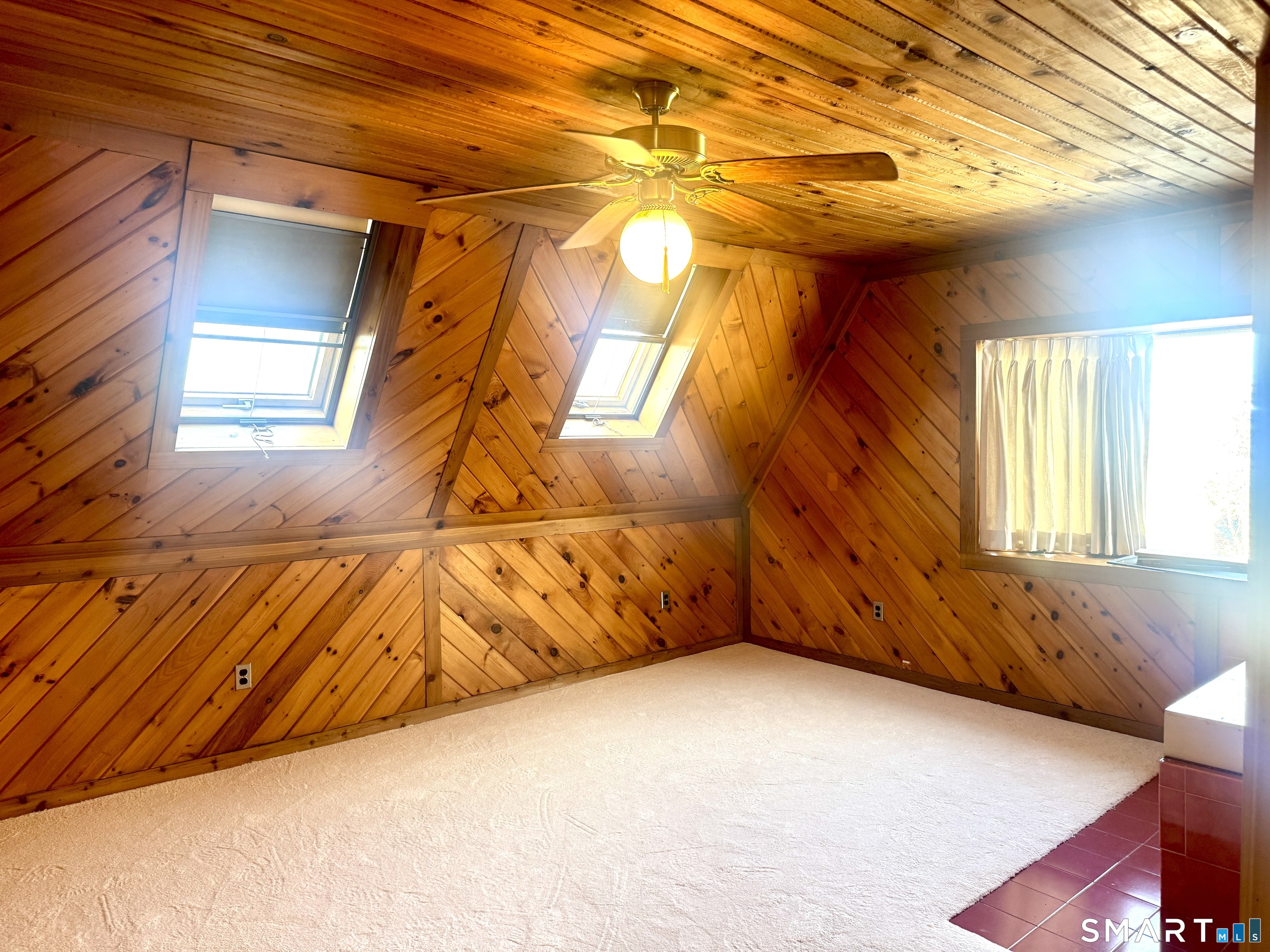 264 East Main Street Meriden CT 06450