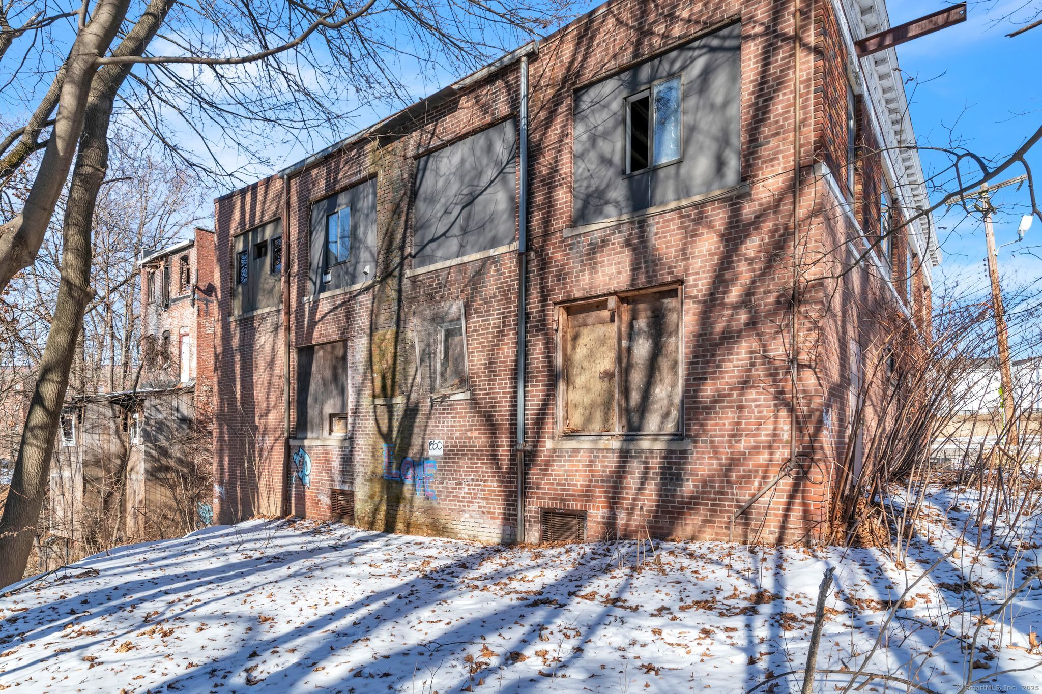 92 Main Street Enfield CT 06082