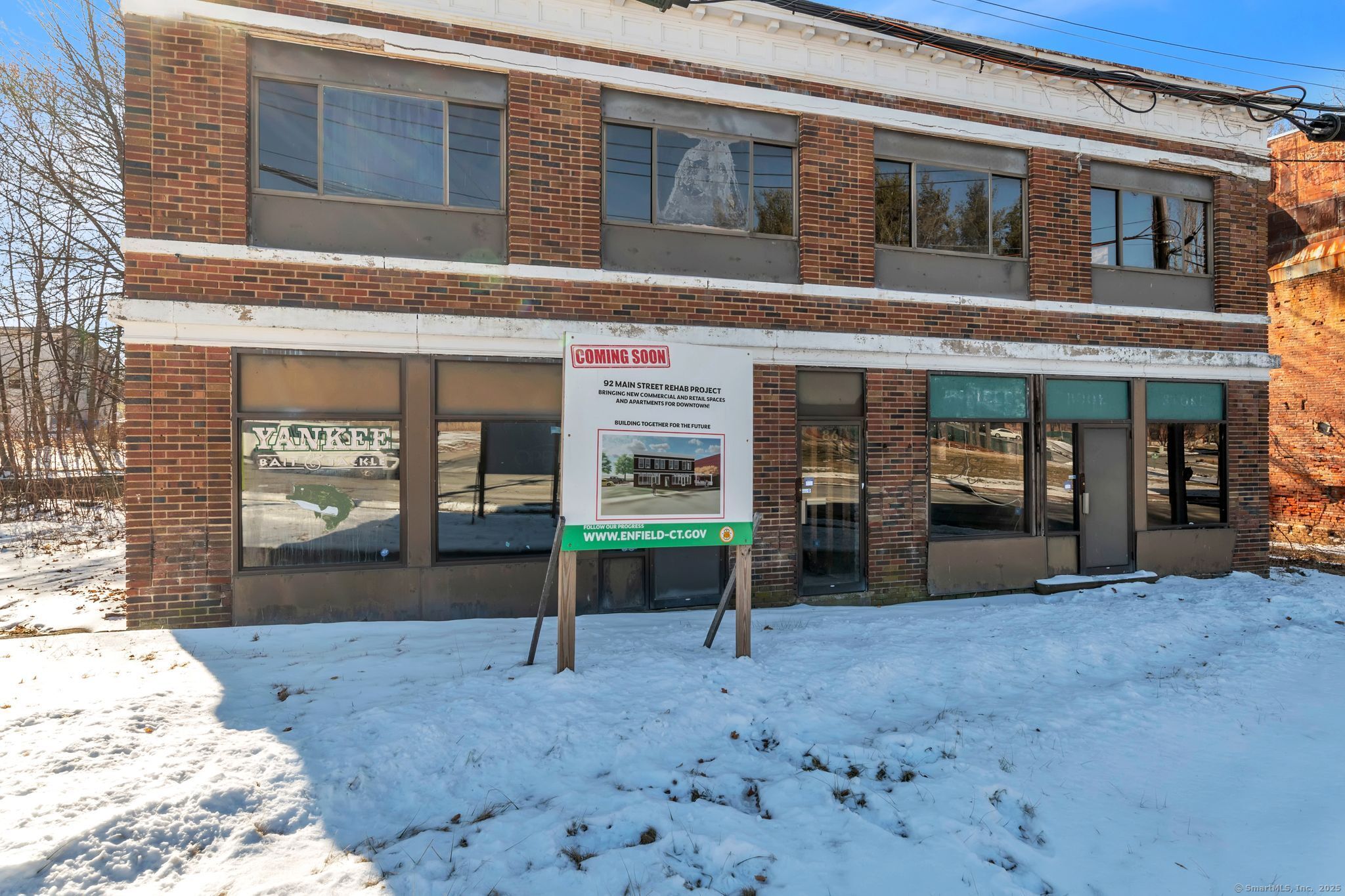 92 Main Street Enfield CT 06082