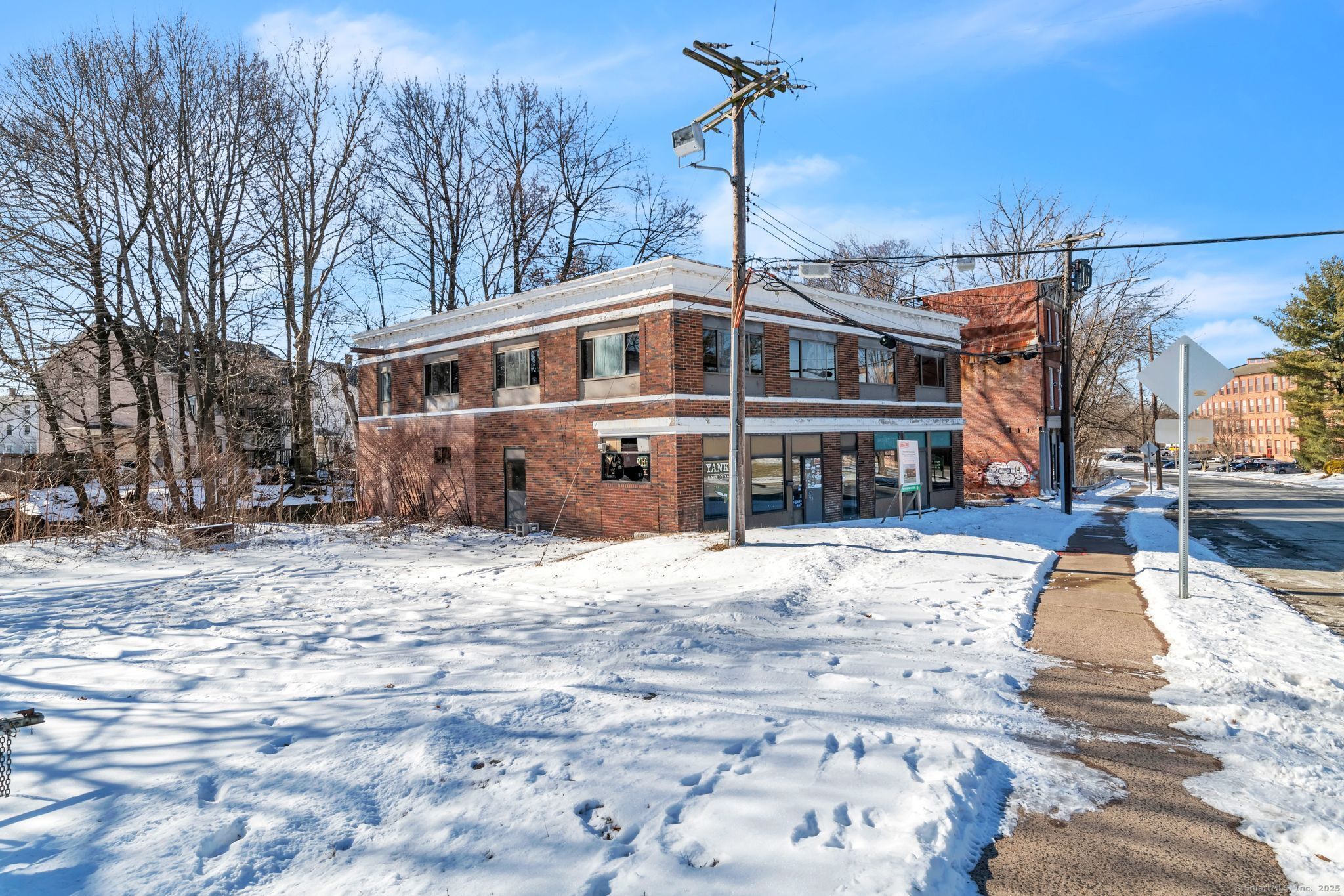 92 Main Street Enfield CT 06082