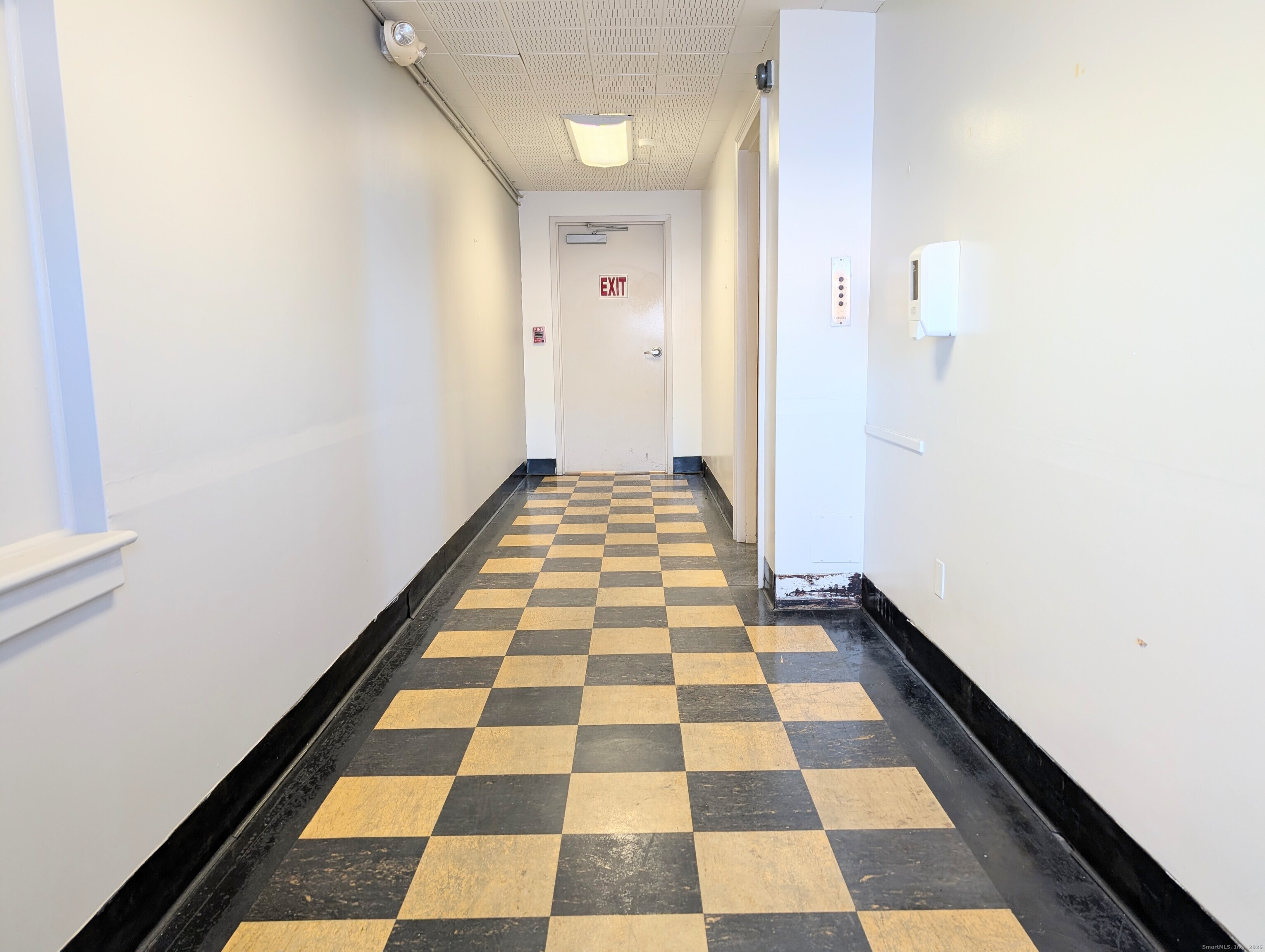 1071 East Main Street Bridgeport CT 06608
