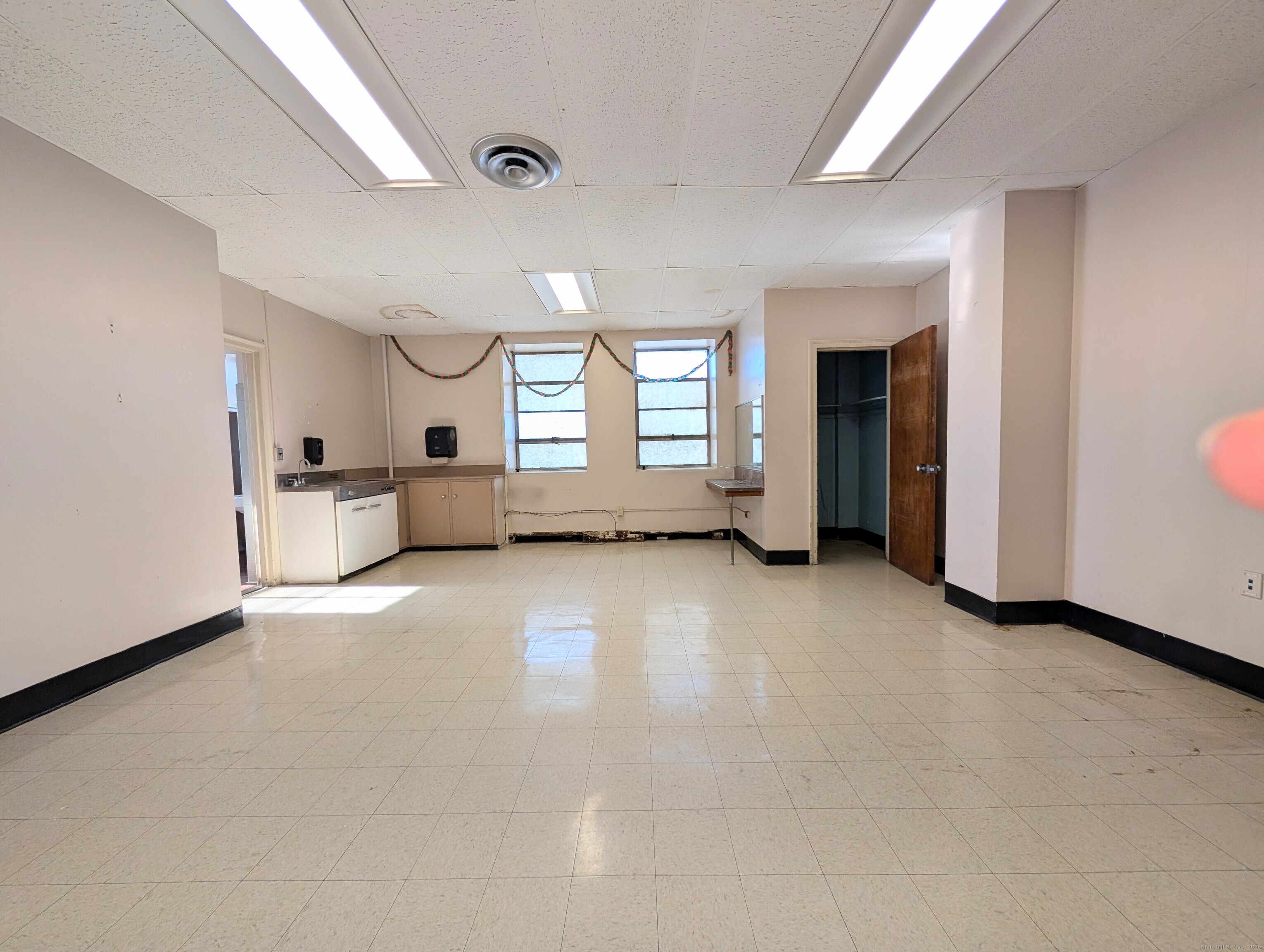 1071 East Main Street Bridgeport CT 06608
