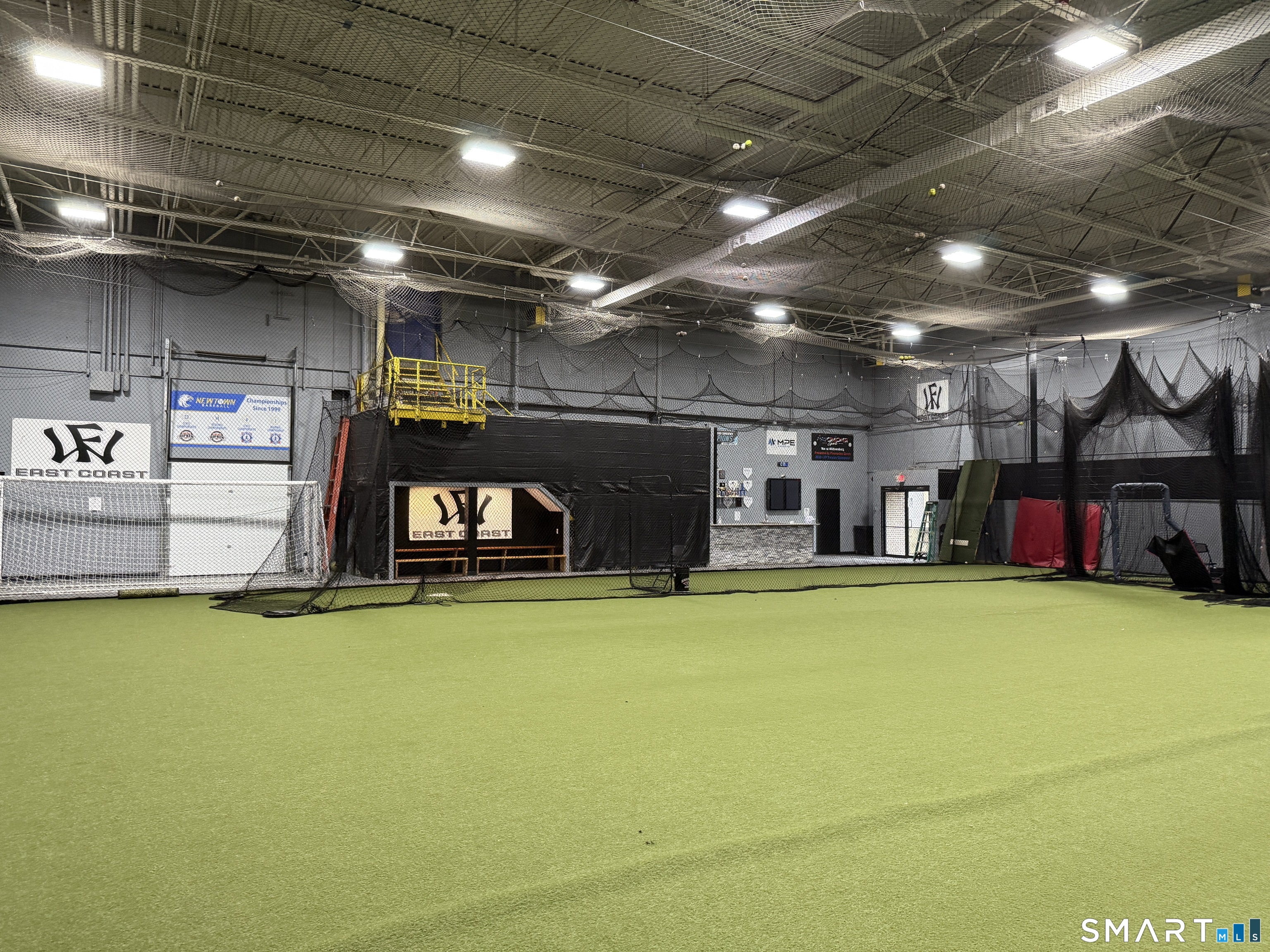 31 Pecks Lane Newtown CT 06470