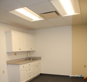 1501 East Main Street Meriden CT 06450