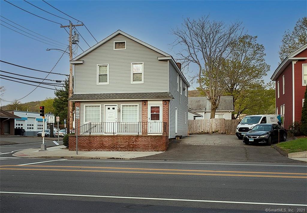 1674 Litchfield Turnpike Woodbridge CT 06525