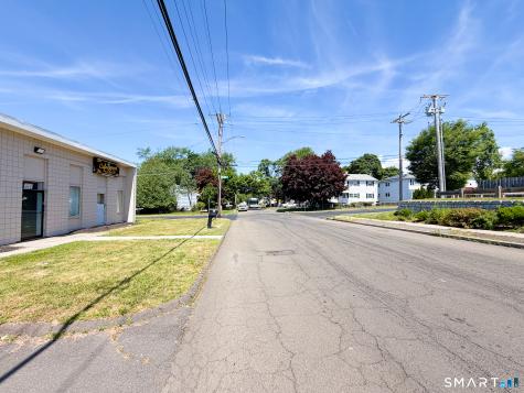 215 Tuthill Street West Haven CT 06516