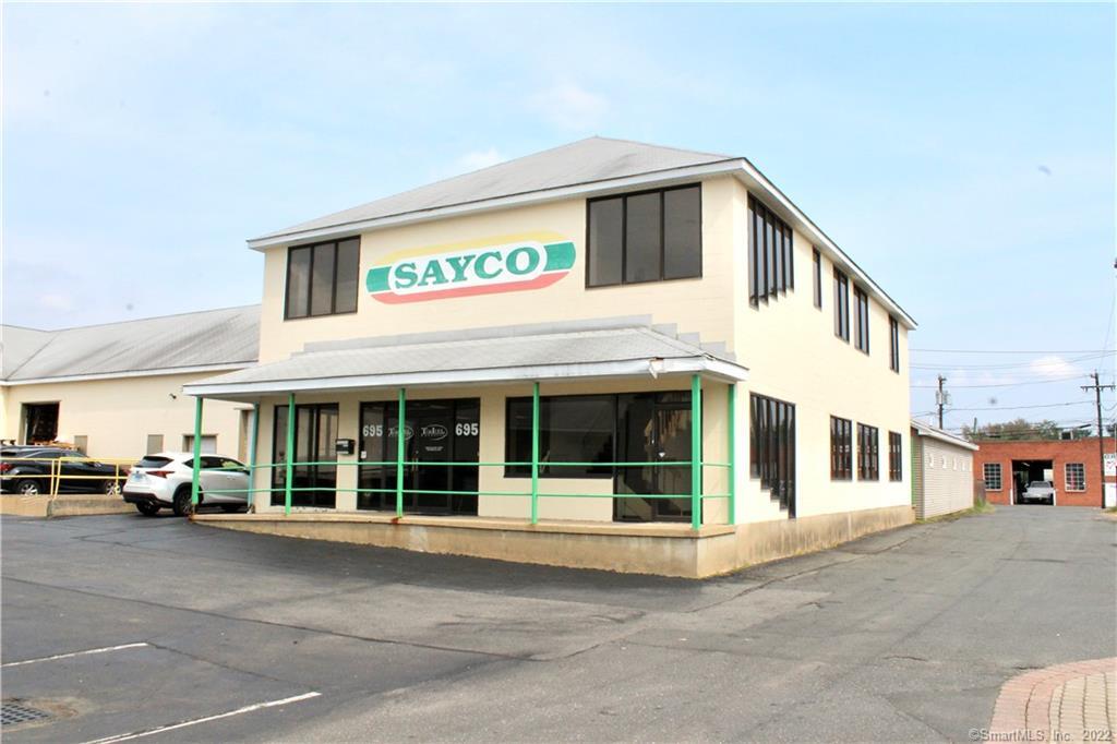 695 Oakwood Avenue West Hartford CT 06110