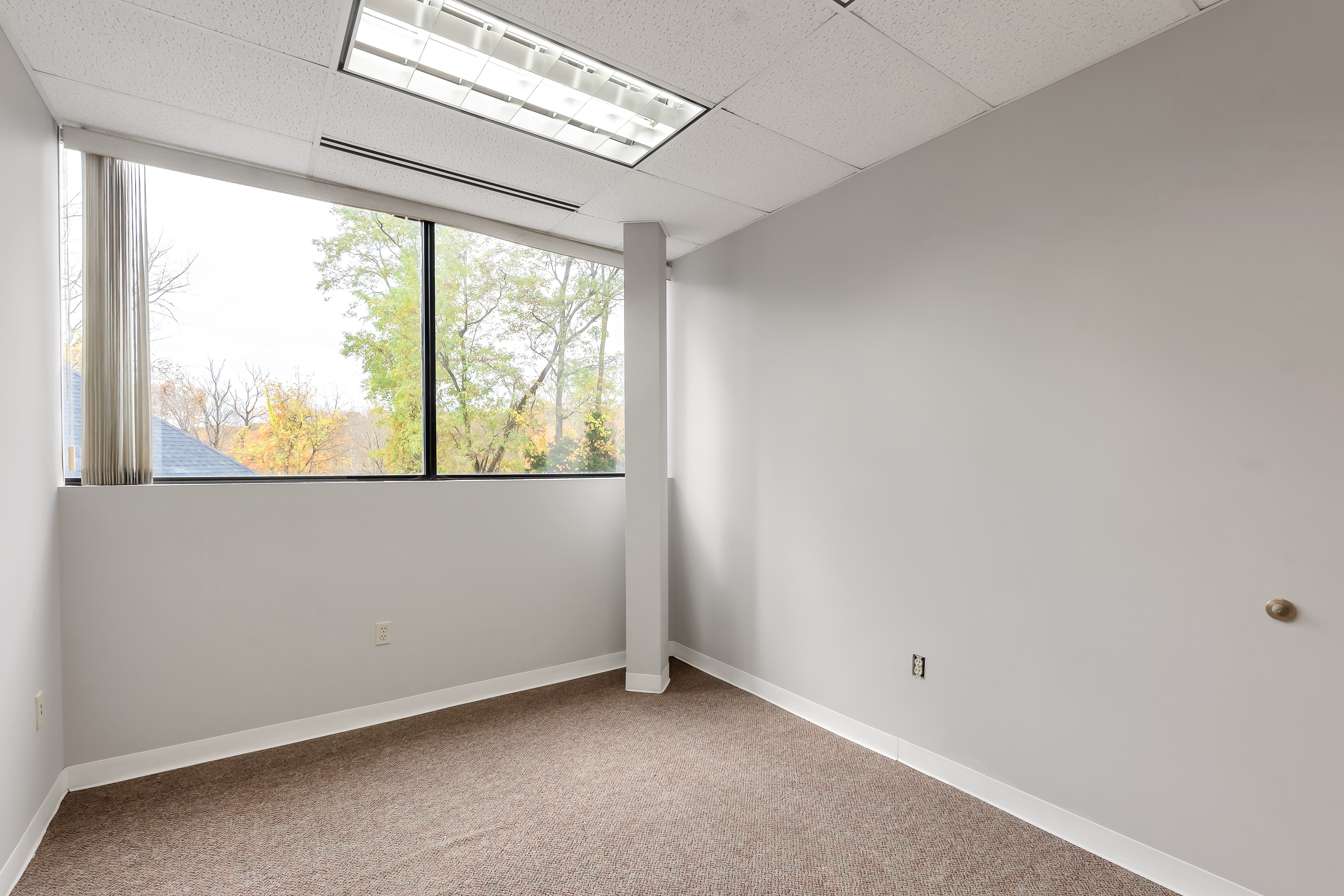 72 Queen Street Southington CT 06489